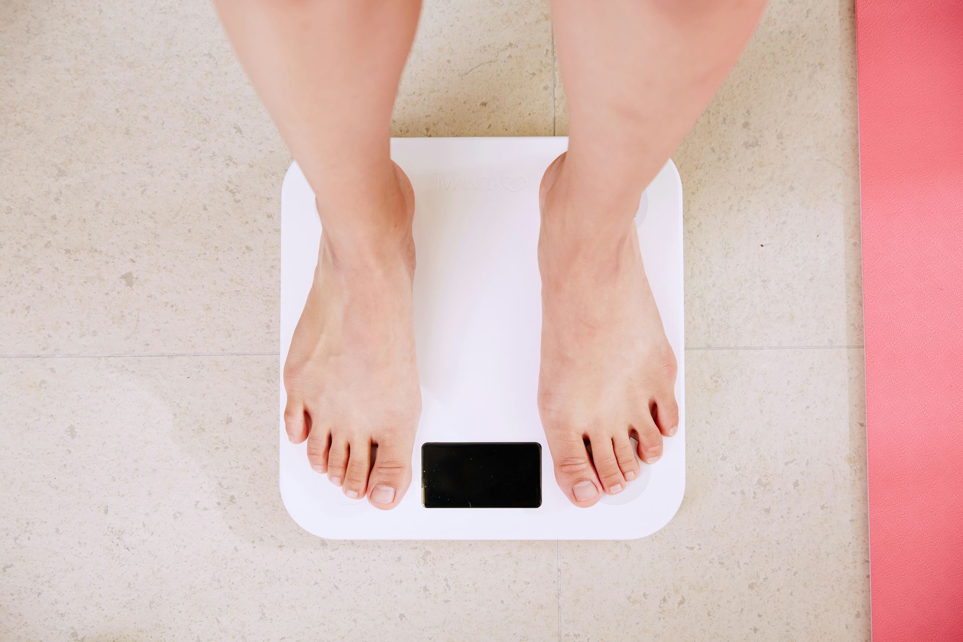 Managing your weight Get information and advice about how to manage your weight if you're overweight or underweight.
